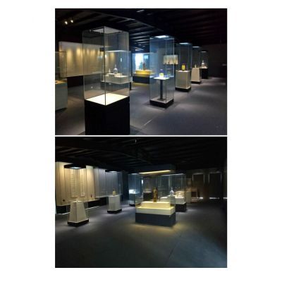 深圳華信博物館展示柜制作工廠 專業定制四面玻璃展柜，提升展覽展示服務品質